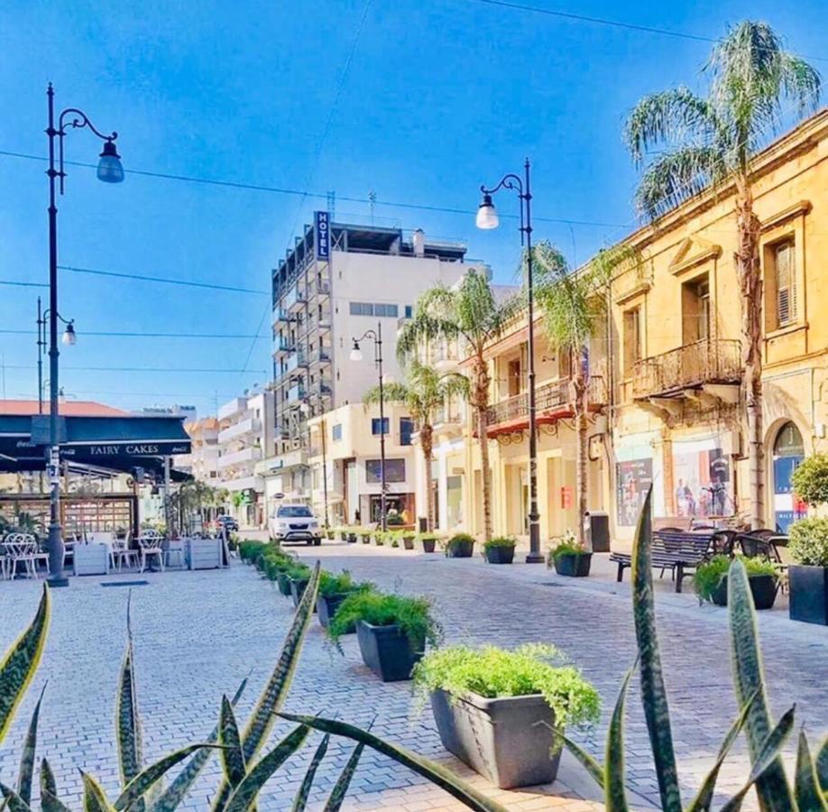 Kareem Flat Apartment Larnaca Bagian luar foto